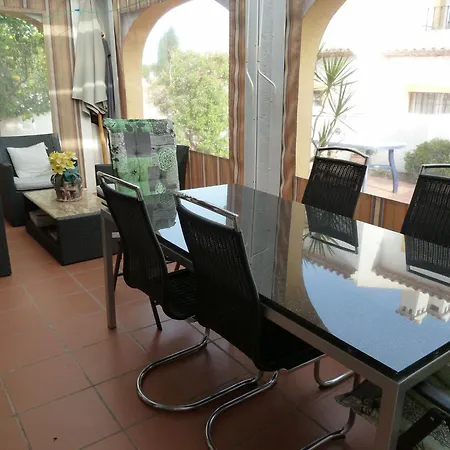 3 Bedroom, 2 Bathroom With 2 Pools And A Shared Paddling Pool Ferienhaus *