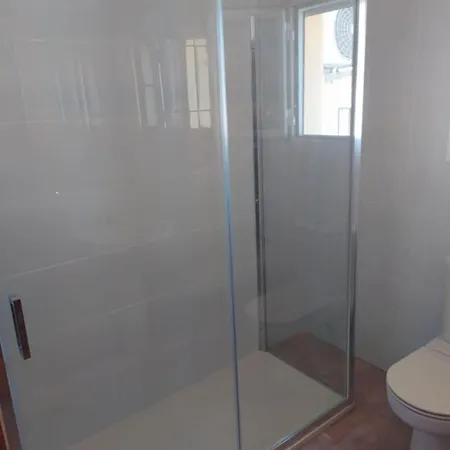 3 Bedroom, 2 Bathroom With 2 Pools And A Shared Paddling Pool *