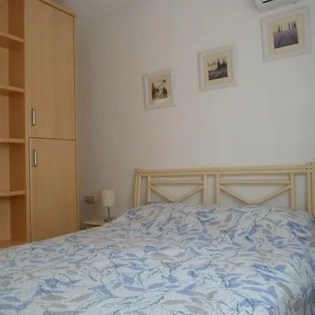 3 Bedroom, 2 Bathroom With 2 Pools And A Shared Paddling Pool Holiday home Calpe